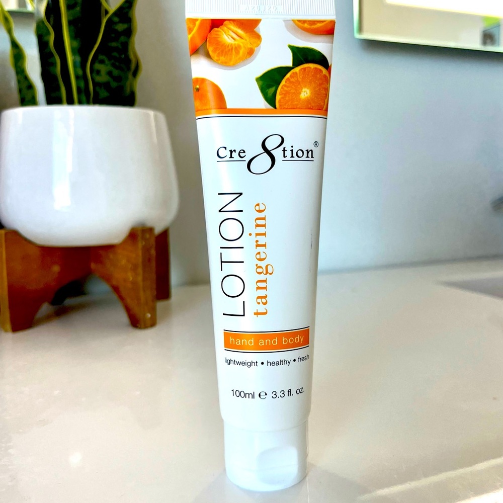 *NIB* Hand & Body Lotion Full Size